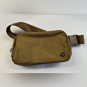 Lululemon Athletica Everywhere Belt Bag Bronze Coloured 1L
